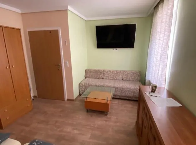 Ratuszowa * 스자브노-즈드로이