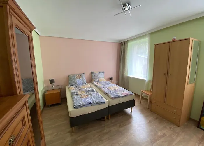 Ratuszowa 스자브노-즈드로이